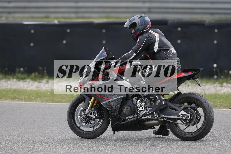 /09 19.04.2026  Caremotion get faster ADR/Gruppe gelb/34